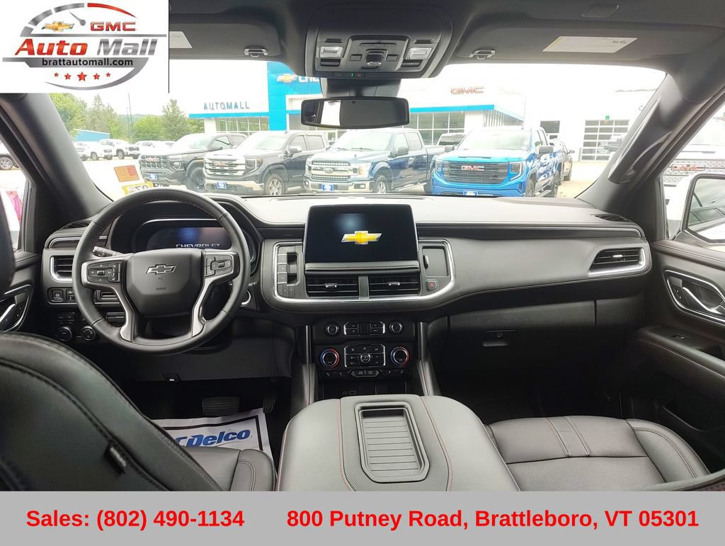 Certified 2024 Chevrolet Suburban RST w/ Luxury Package AWD/4WD image 12