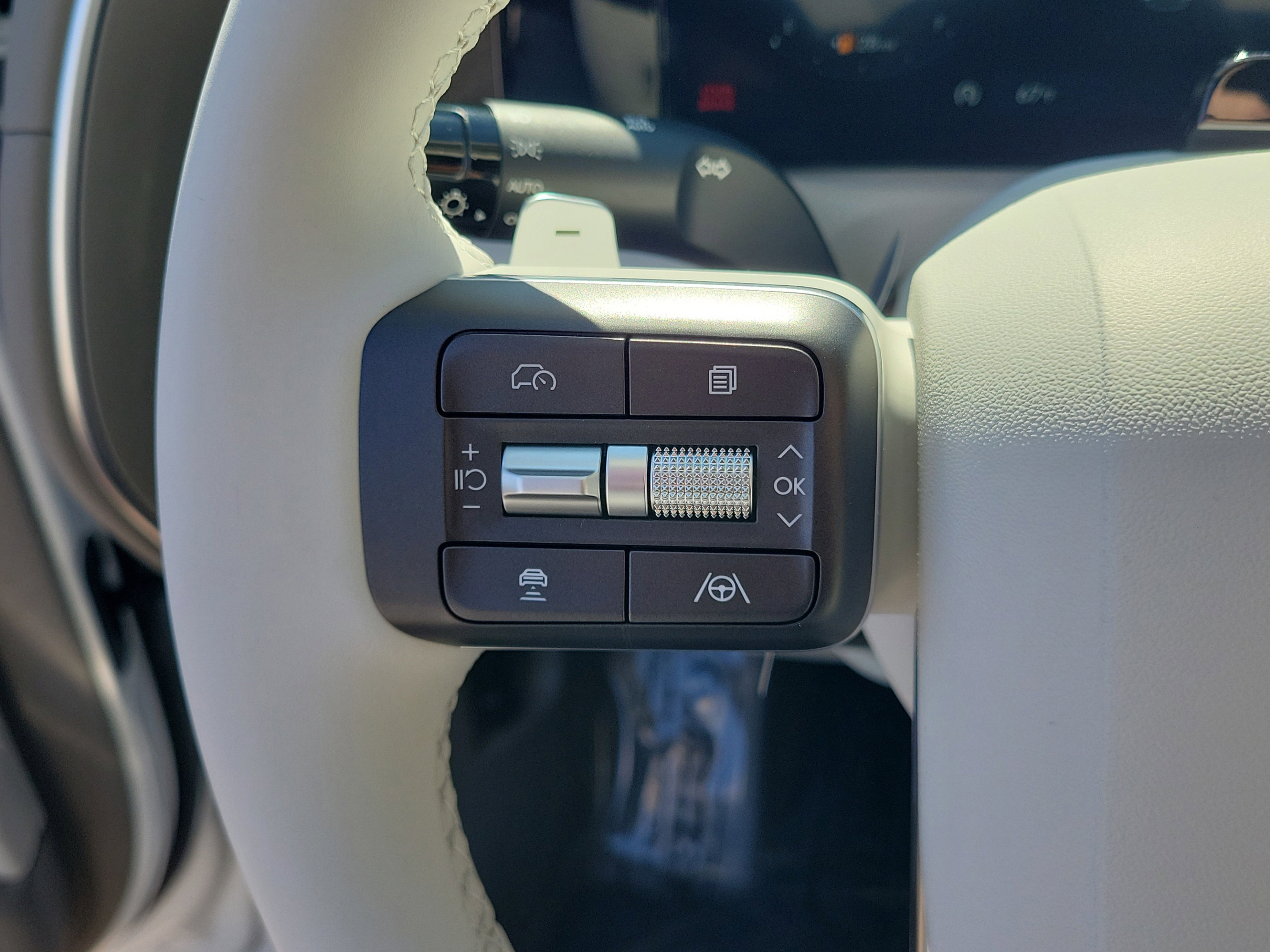 Certified 2026 Hyundai Palisade Limited FWD image 24