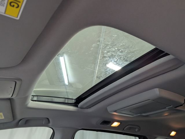 Used 2022 Honda Odyssey Touring image 16