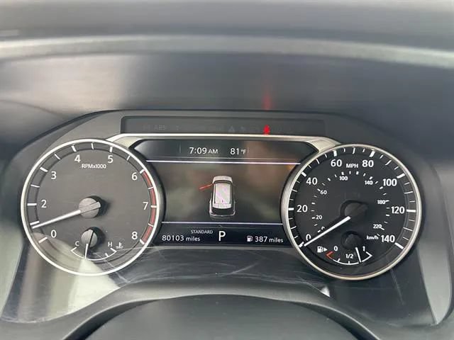 Used 2023 Nissan Rogue SV FWD image 11