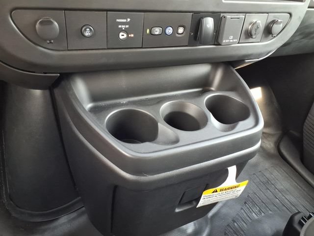 Used 2022 Chevrolet Express 3500 w/ Power Convenience Package RWD image 20