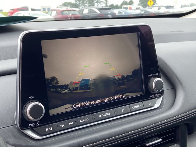Used 2024 Nissan Rogue SV FWD image 36