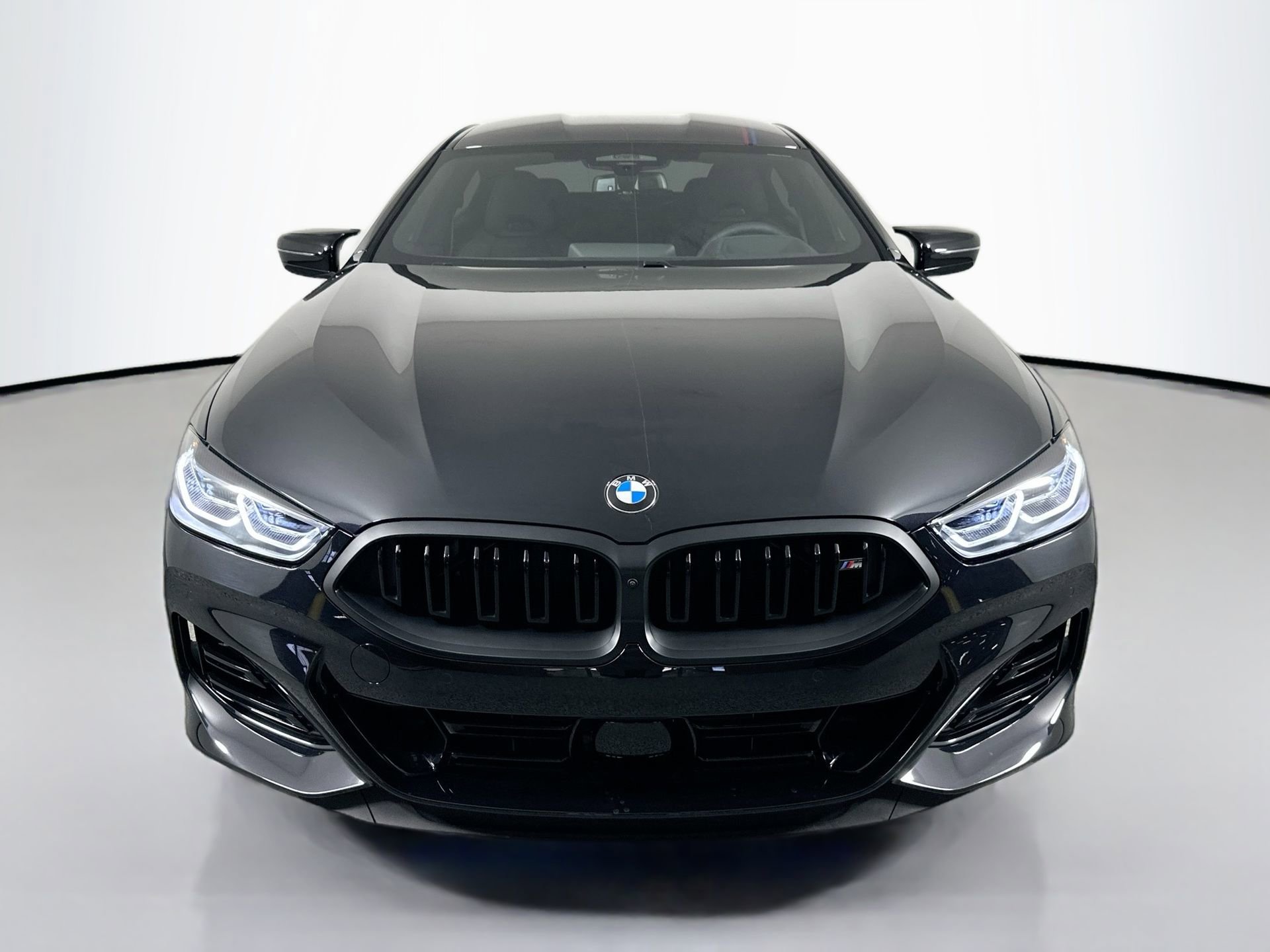 New 2026 BMW M850i xDrive image 2