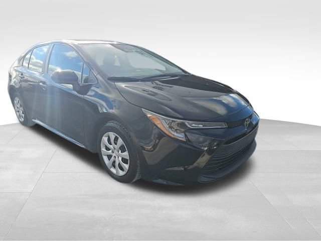 Used 2024 Toyota Corolla LE image 28
