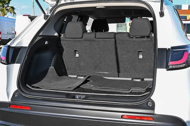 Used 2025 Honda HR-V LX image 31