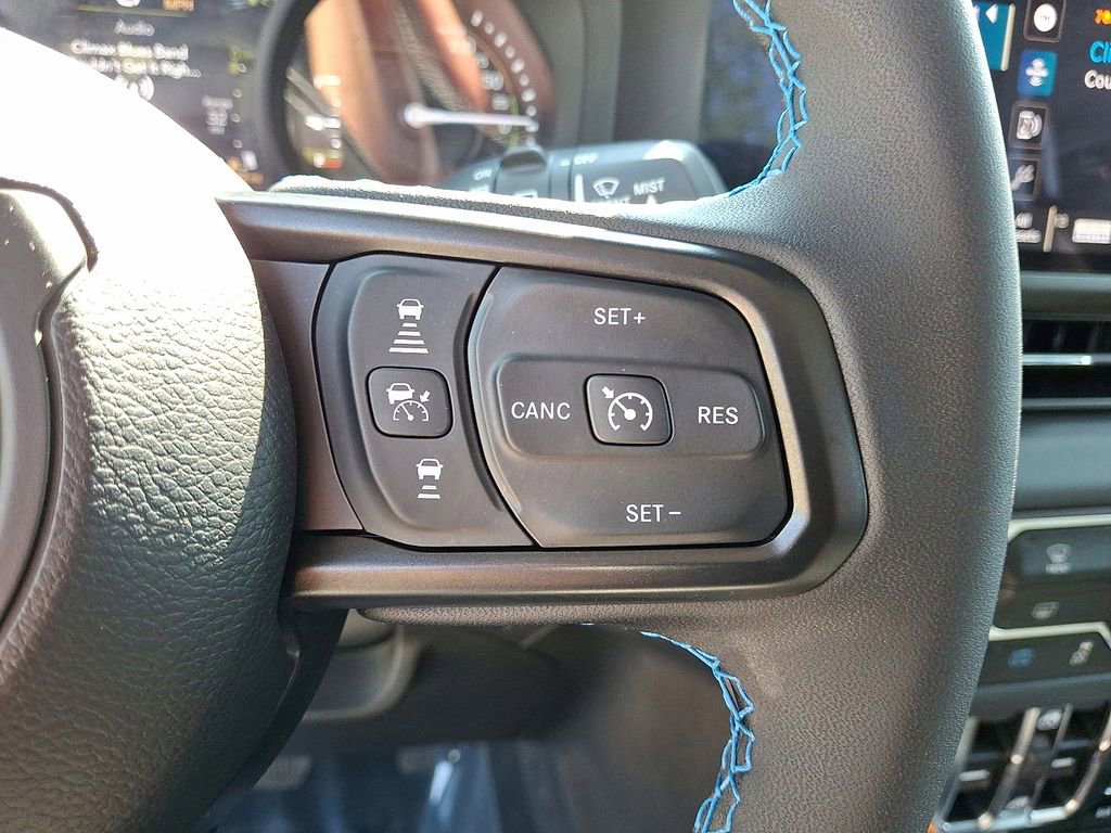 Used 2024 Jeep Wrangler Unlimited Rubicon 4xe AWD/4WD image 21