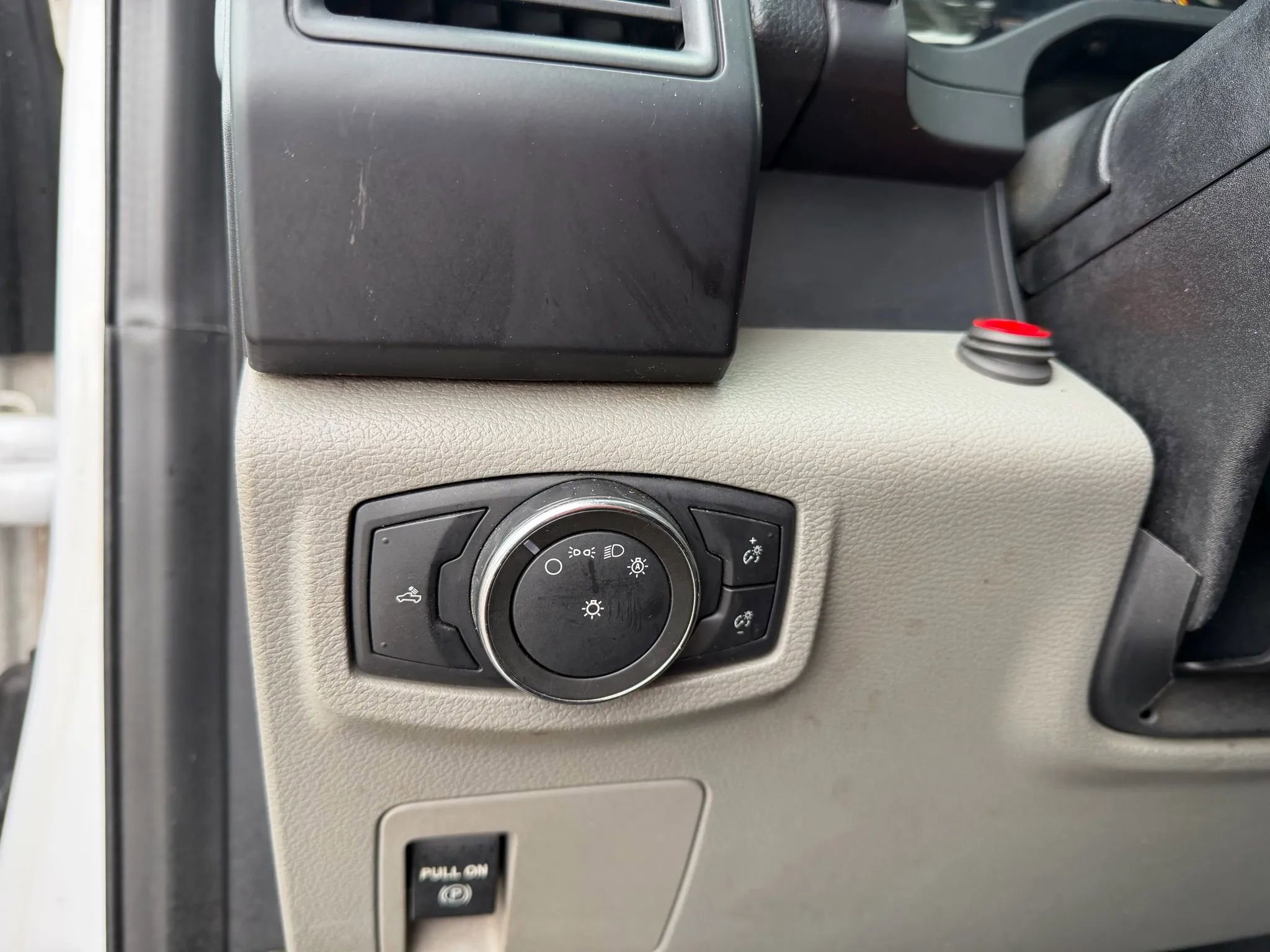 Used 2017 Ford F150 XL w/ Equipment Group 101A Mid image 14