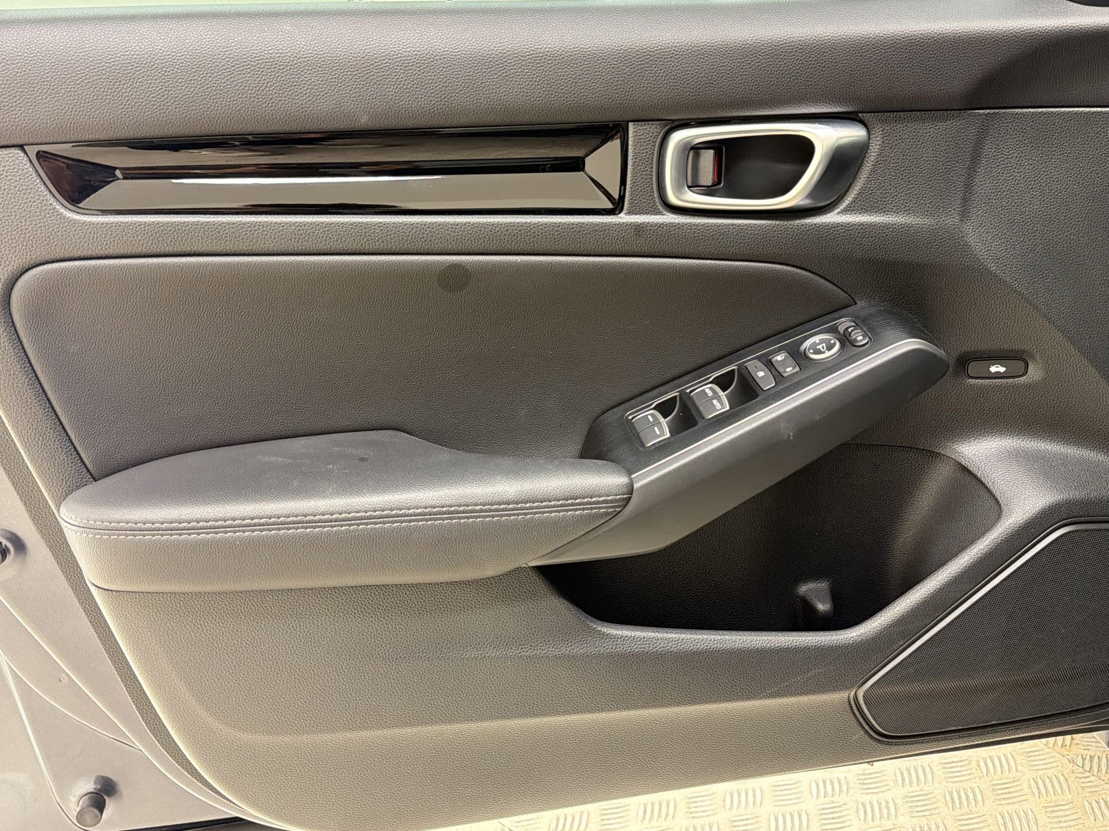 Certified 2023 Honda Civic Touring image 13