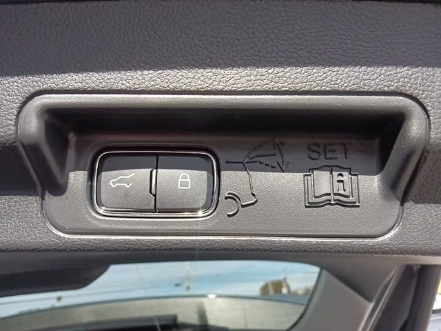 New 2026 Ford Explorer Active w/ Active Comfort Package image 30