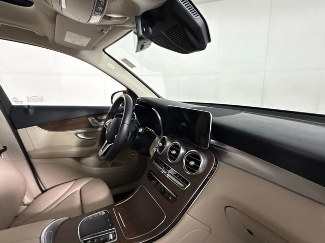 Used 2022 Mercedes-Benz GLC 300 4MATIC image 32
