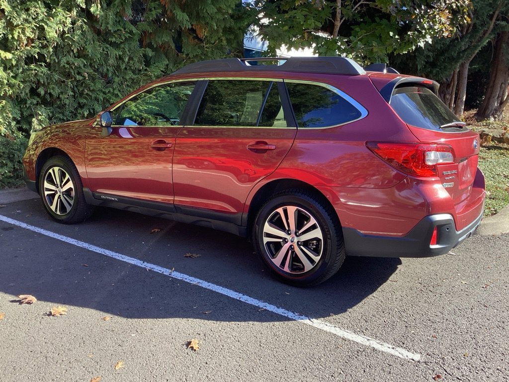 Used 2019 Subaru Outback 2.5i Limited AWD/4WD image 8