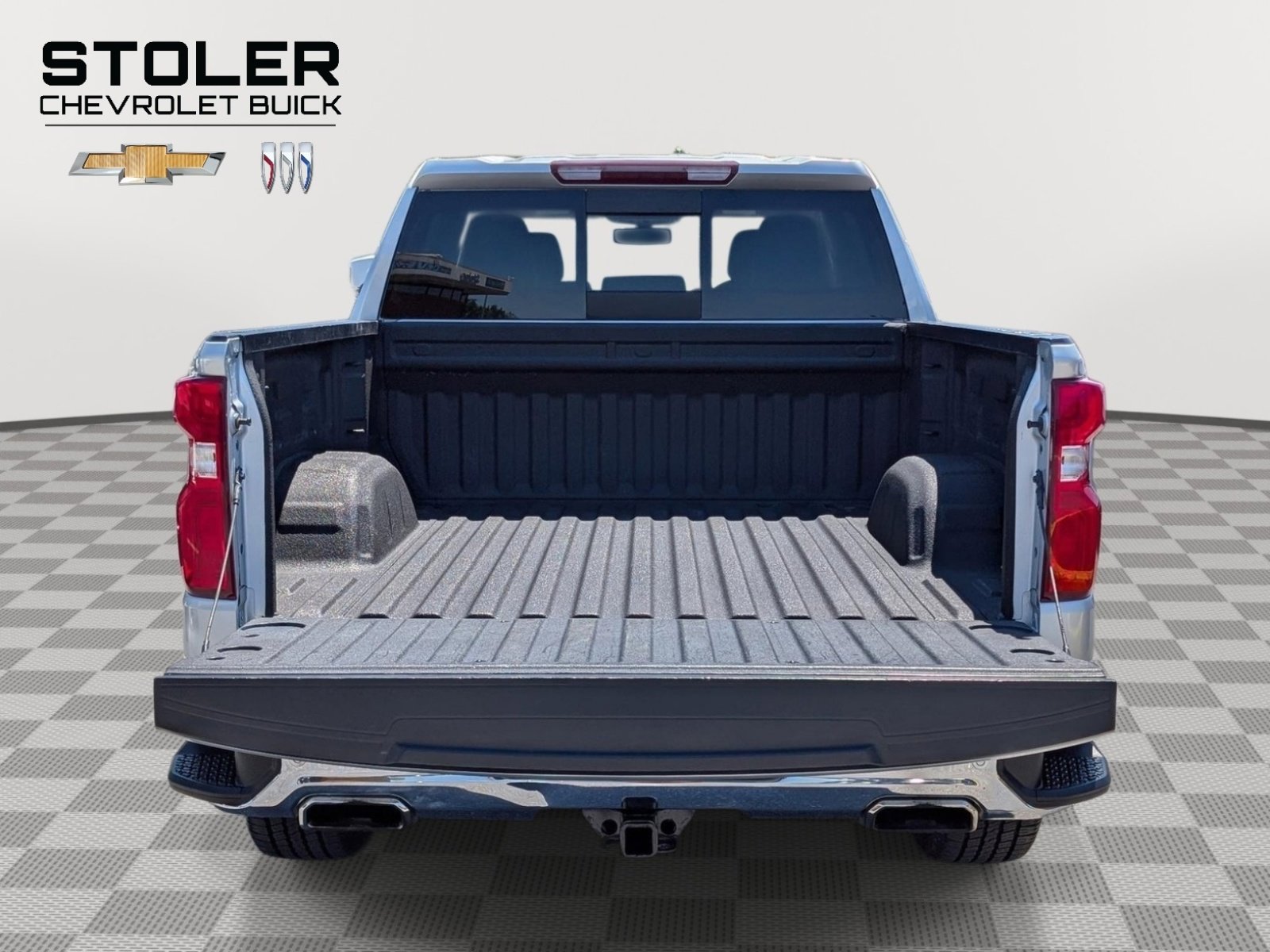 Used 2021 Chevrolet Silverado 1500 LTZ w/ LTZ Convenience Package II AWD/4WD image 15