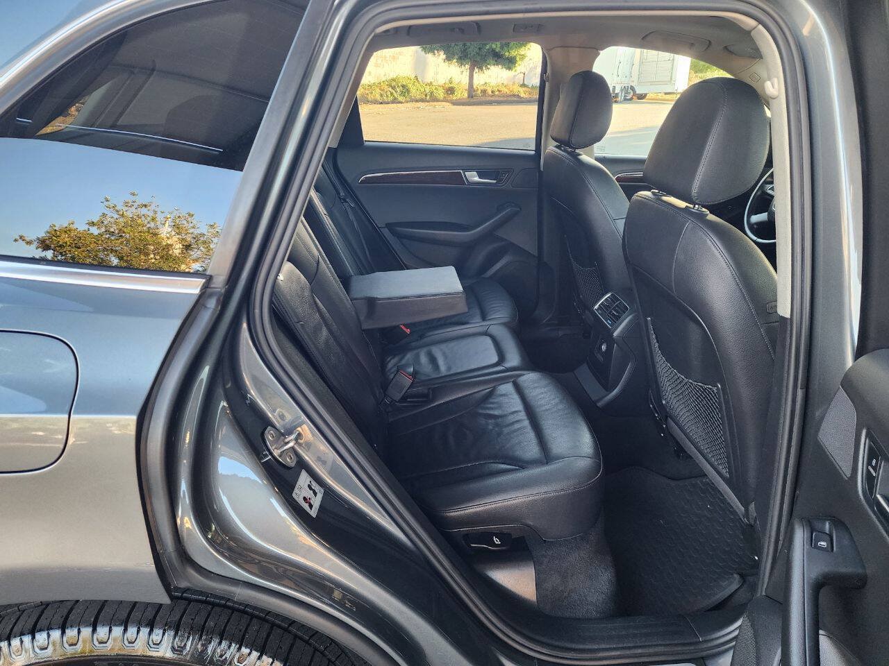 Used 2012 Audi Q5 2.0T Premium Plus AWD/4WD image 24