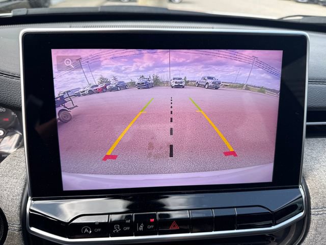 Used 2024 Jeep Compass Sport image 27