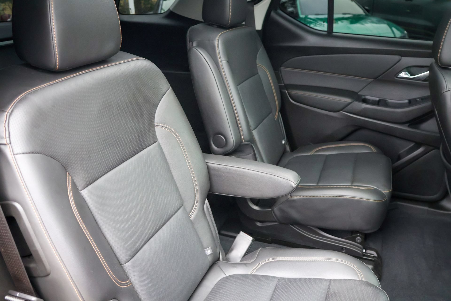 Used 2021 Chevrolet Traverse Premier w/ Redline Edition AWD/4WD image 28