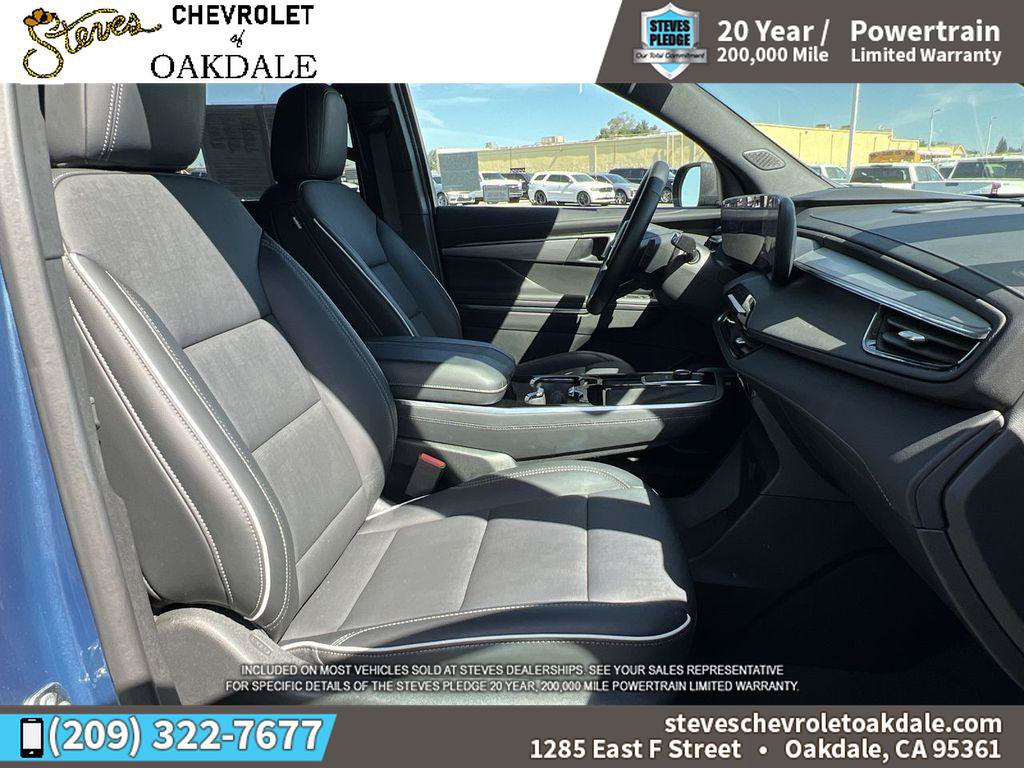 Certified 2025 Buick Enclave Preferred FWD image 32