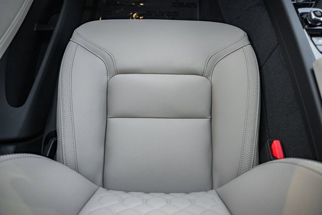 New 2026 Volvo XC60 T8 Plus w/ Protection Package Premier image 30