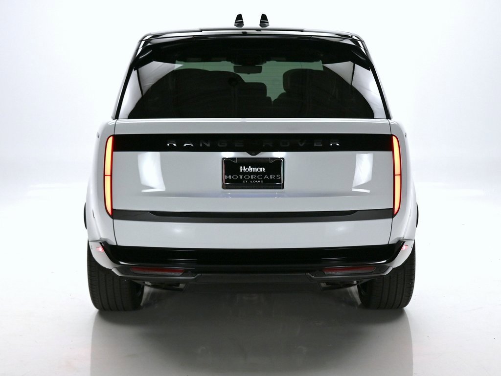 Used 2025 Land Rover Range Rover Long Wheelbase Autobiography image 7