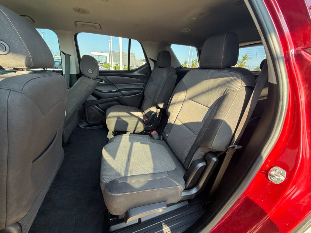 Used 2019 Chevrolet Traverse LT w/ LPO, Floor Liner Package AWD/4WD image 25