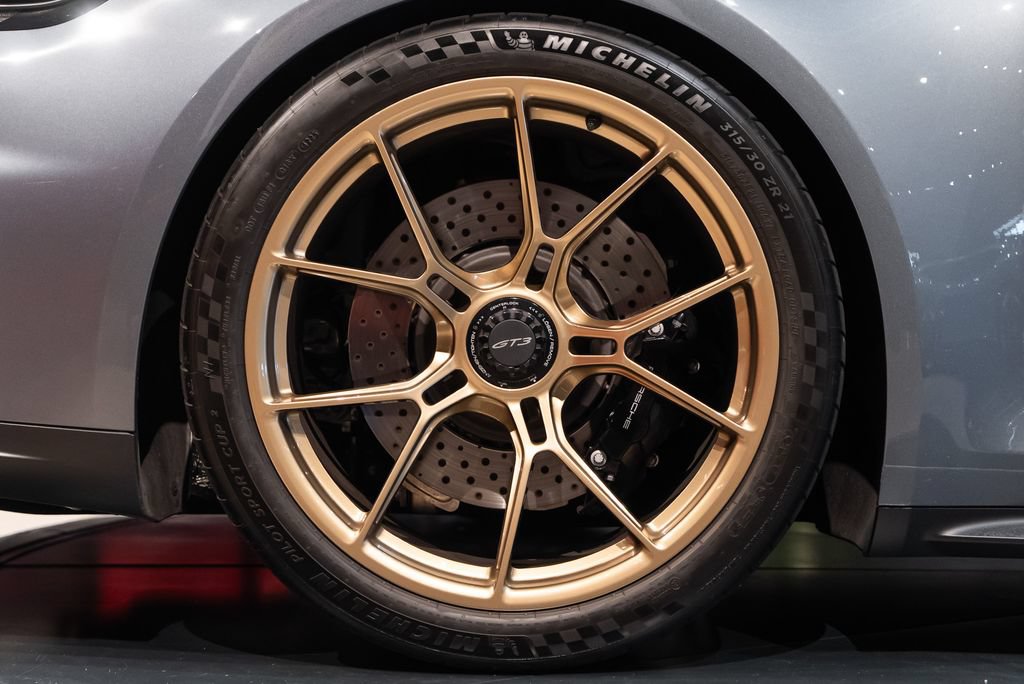 Used 2026 Porsche 911 GT3 RWD image 14