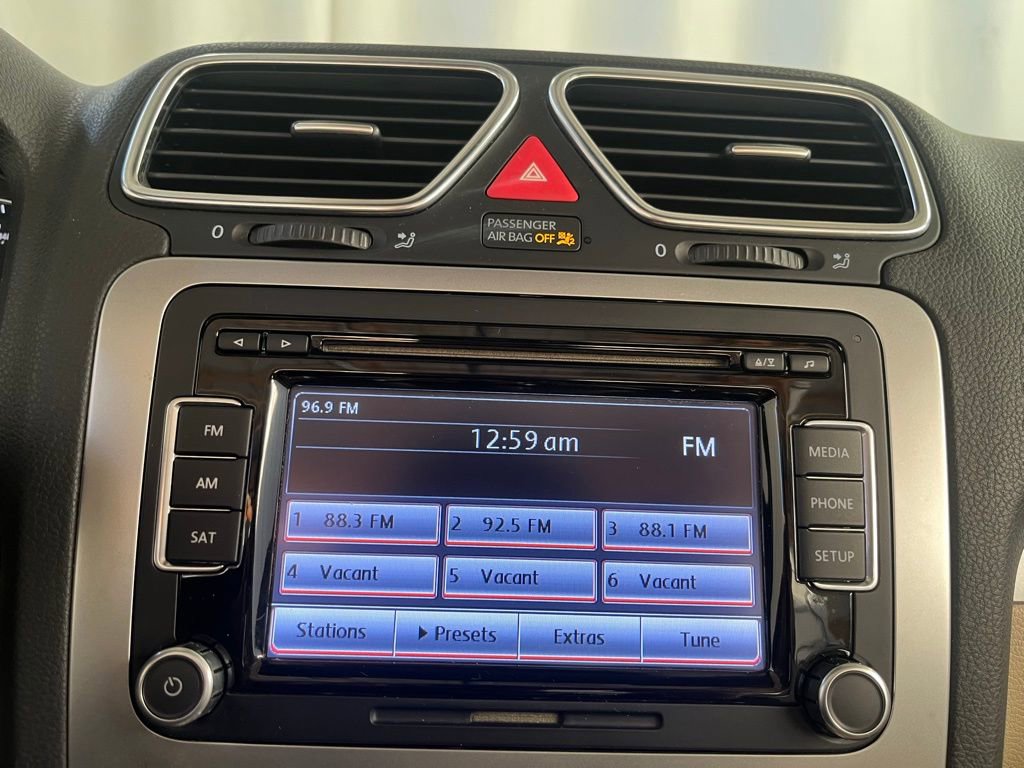 Used 2013 Volkswagen Eos Komfort image 26