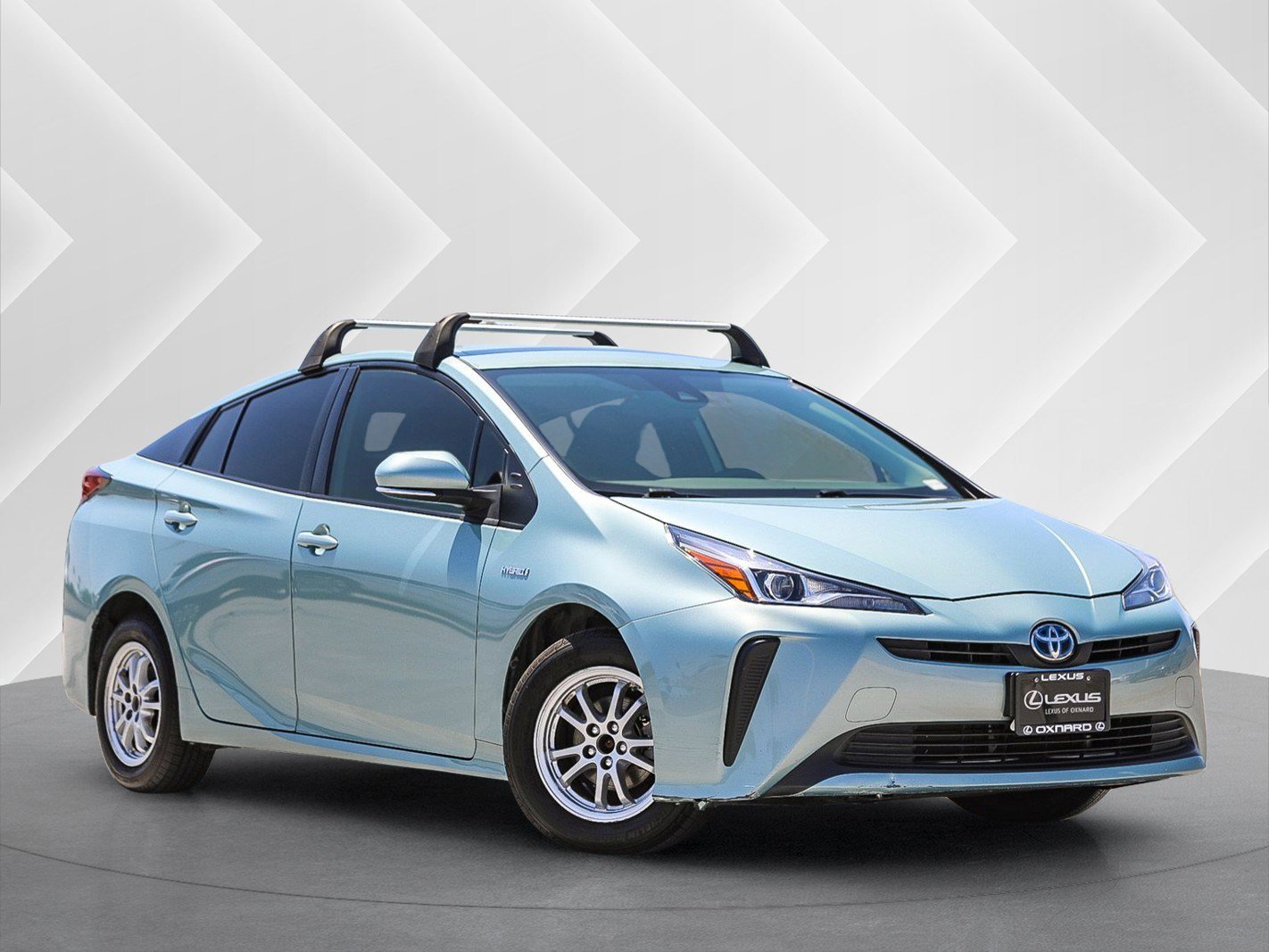 Used 2021 Toyota Prius L Eco FWD image 1