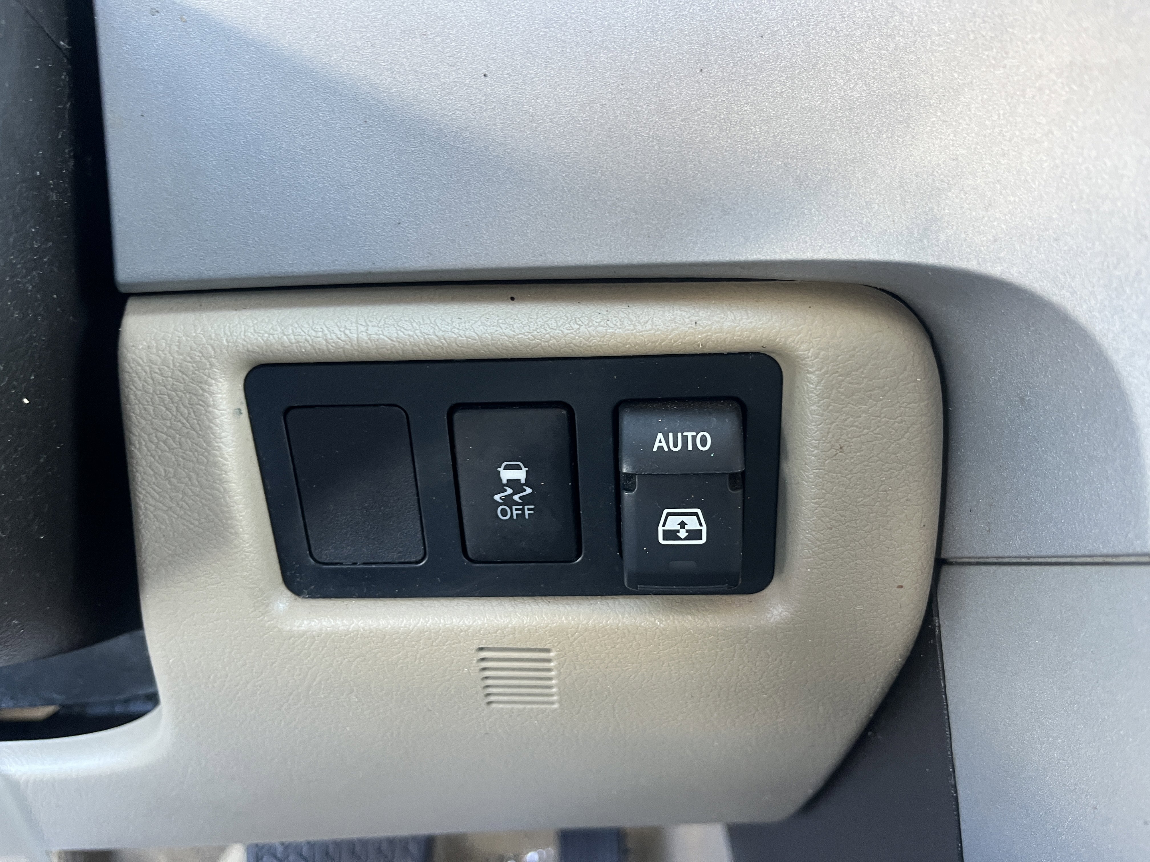 Used 2008 Toyota Sequoia SR5 image 19