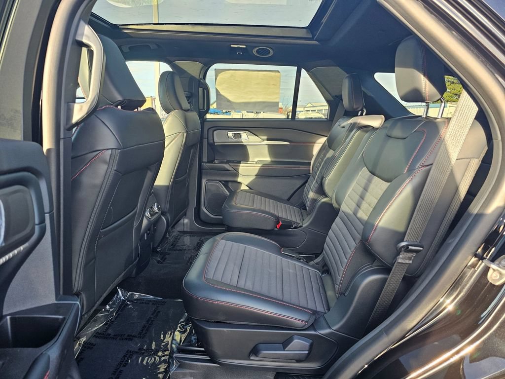 New 2026 Ford Explorer ST-Line AWD/4WD image 13