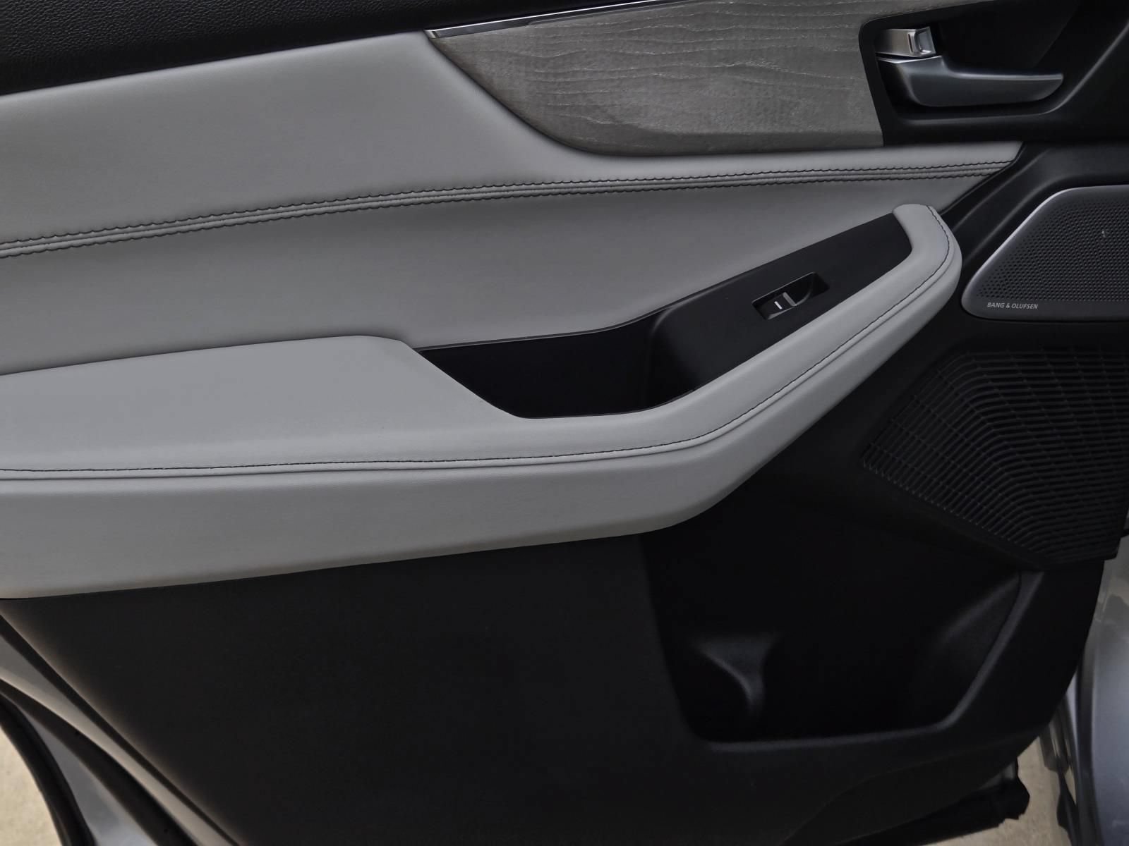 New 2026 Acura MDX SH-AWD w/ Advance Package image 13