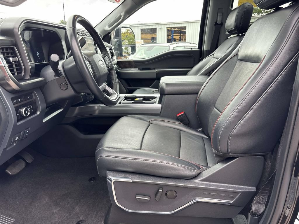 Used 2024 Ford F250 Lariat w/ Lariat Ultimate Package AWD/4WD image 12
