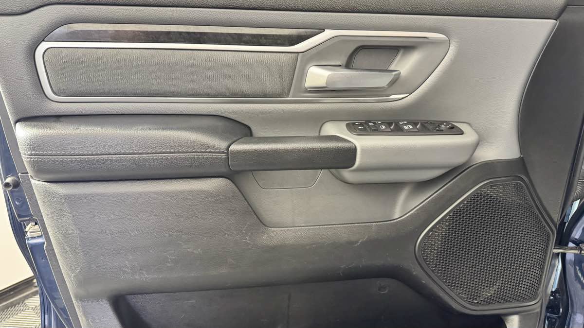 Used 2022 RAM 1500 Big Horn AWD/4WD image 12