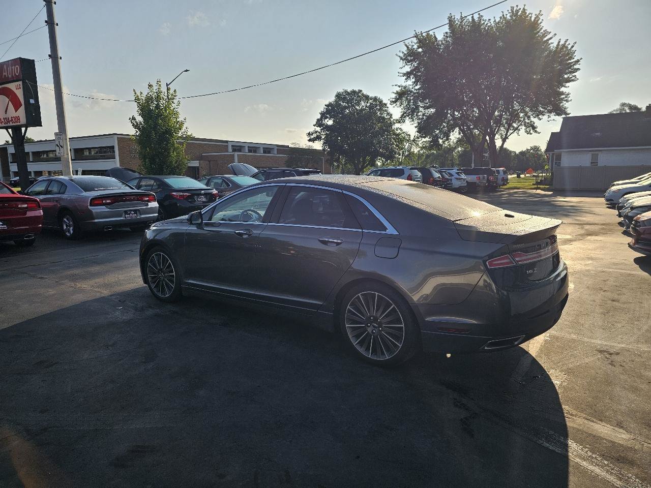 Used 2016 Lincoln MKZ Hybrid w/ Equipment Group 600A Reserve FWD image 7