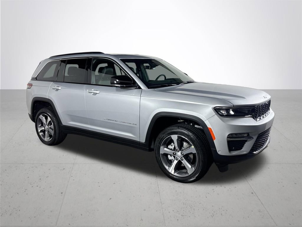 New 2025 Jeep Grand Cherokee Limited image 5