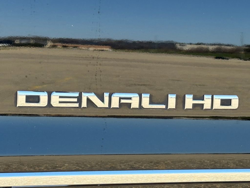 Used 2019 GMC Sierra 3500 Denali image 17