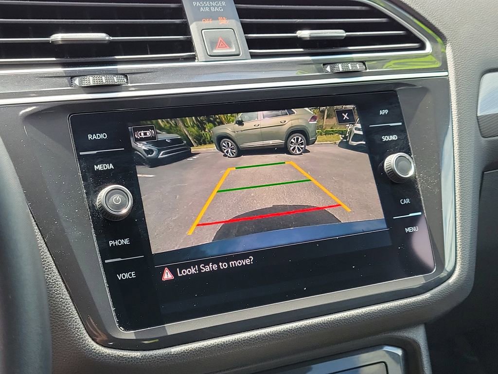 Used 2023 Volkswagen Tiguan SE image 23