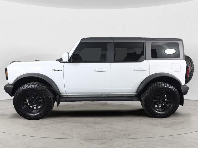 Used 2024 Ford Bronco Outer Banks image 2