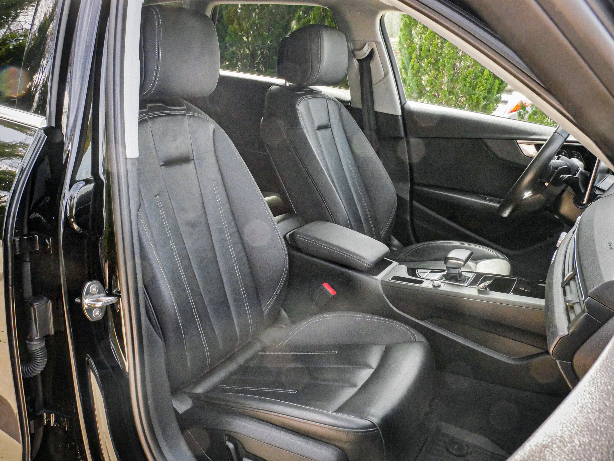 Used 2022 Audi A4 2.0T allroad Premium AWD/4WD image 32