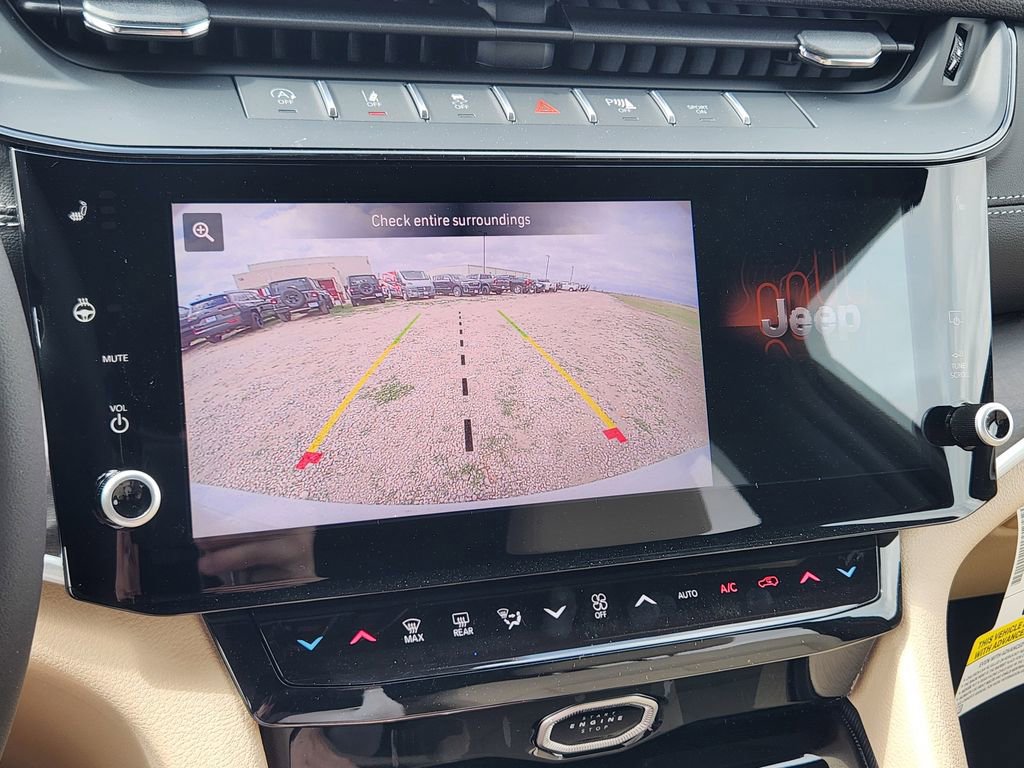 New 2026 Jeep Grand Cherokee Limited image 12