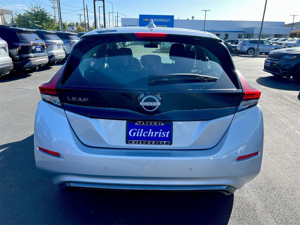 Used 2023 Nissan Leaf S image 18