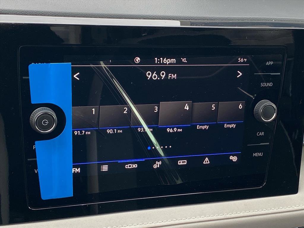 New 2026 Volkswagen Taos SE image 6