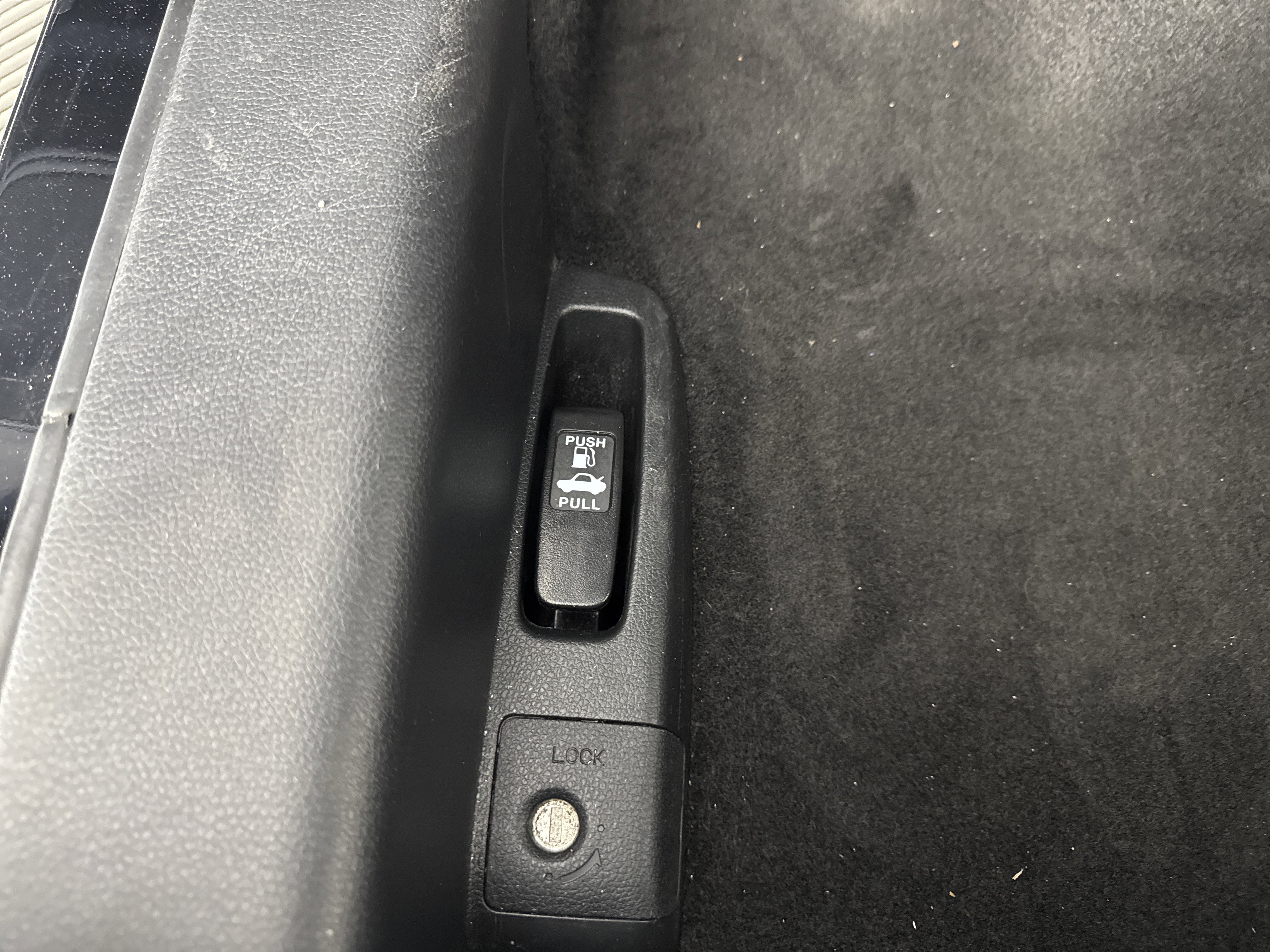 Used 2017 Honda Accord EX image 26