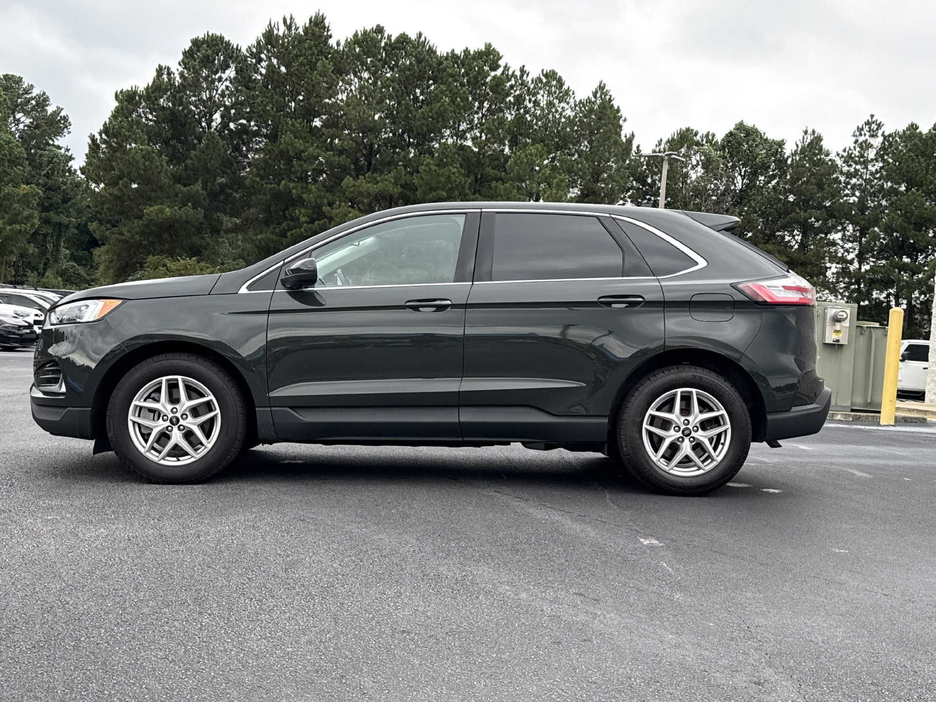 Used 2023 Ford Edge SEL w/ Convenience Package AWD/4WD image 21