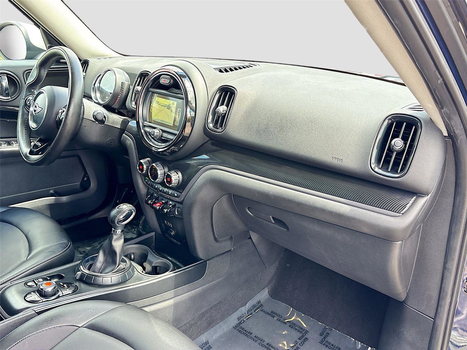 Used 2017 MINI Cooper Countryman FWD image 29