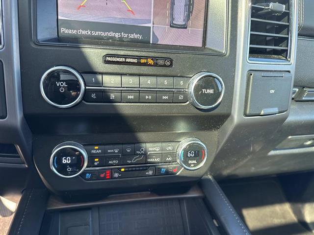Used 2020 Ford Expedition Platinum image 17
