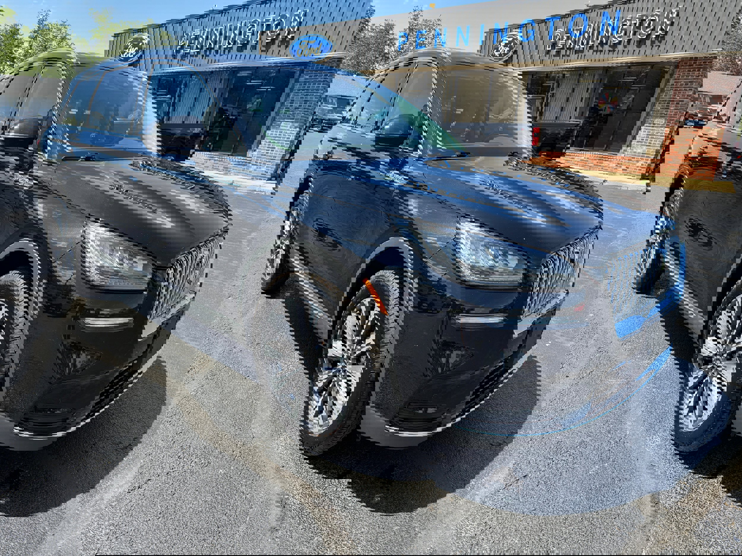 Used 2022 Lincoln Corsair Reserve AWD/4WD image 9