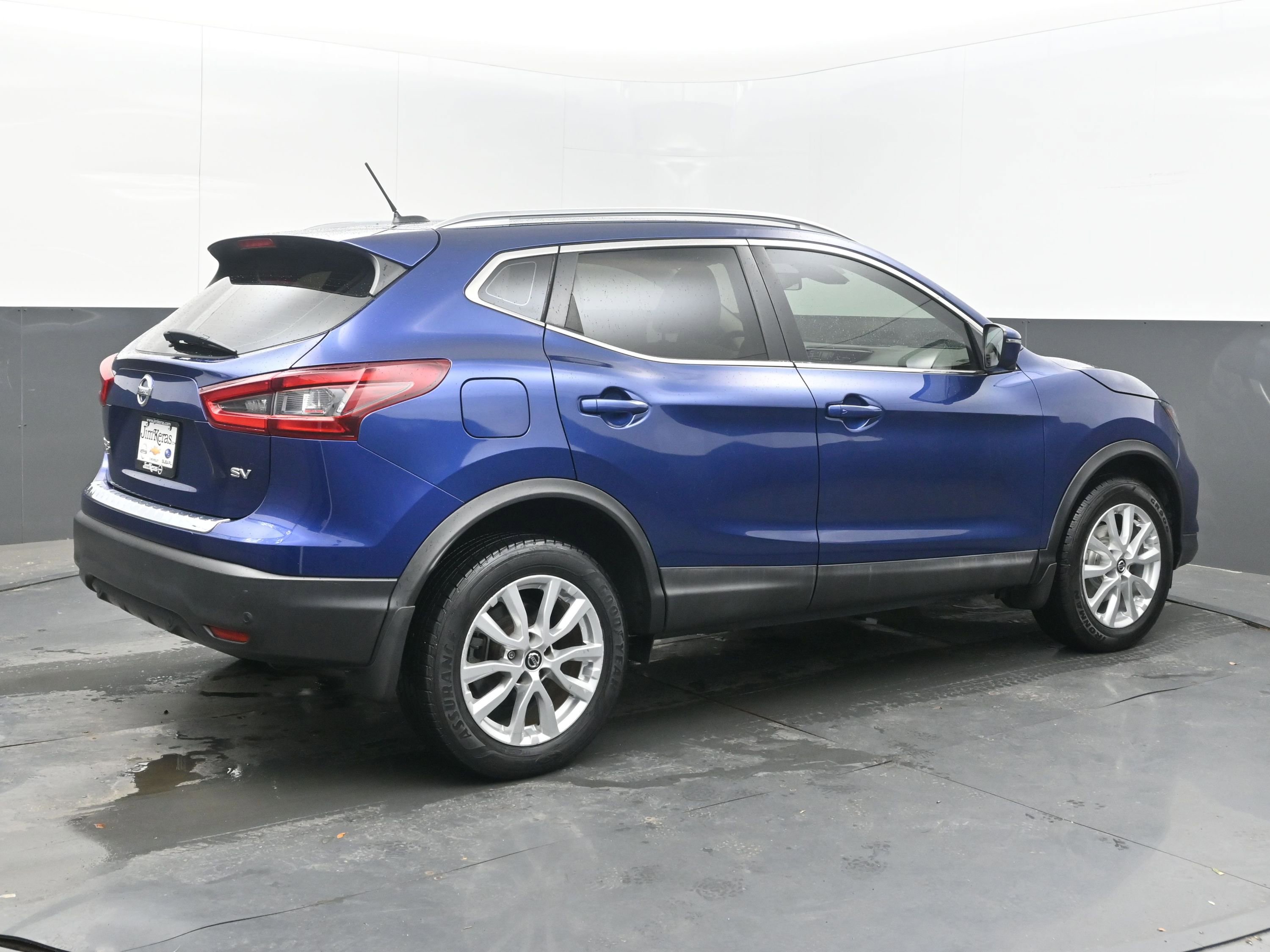Used 2020 Nissan Rogue Sport SV FWD image 7