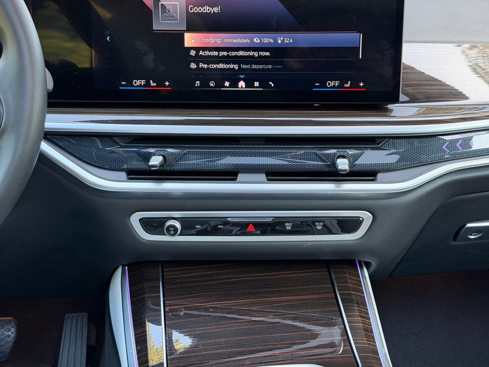 Certified 2024 BMW X5 xDrive50e w/ Premium Package image 21