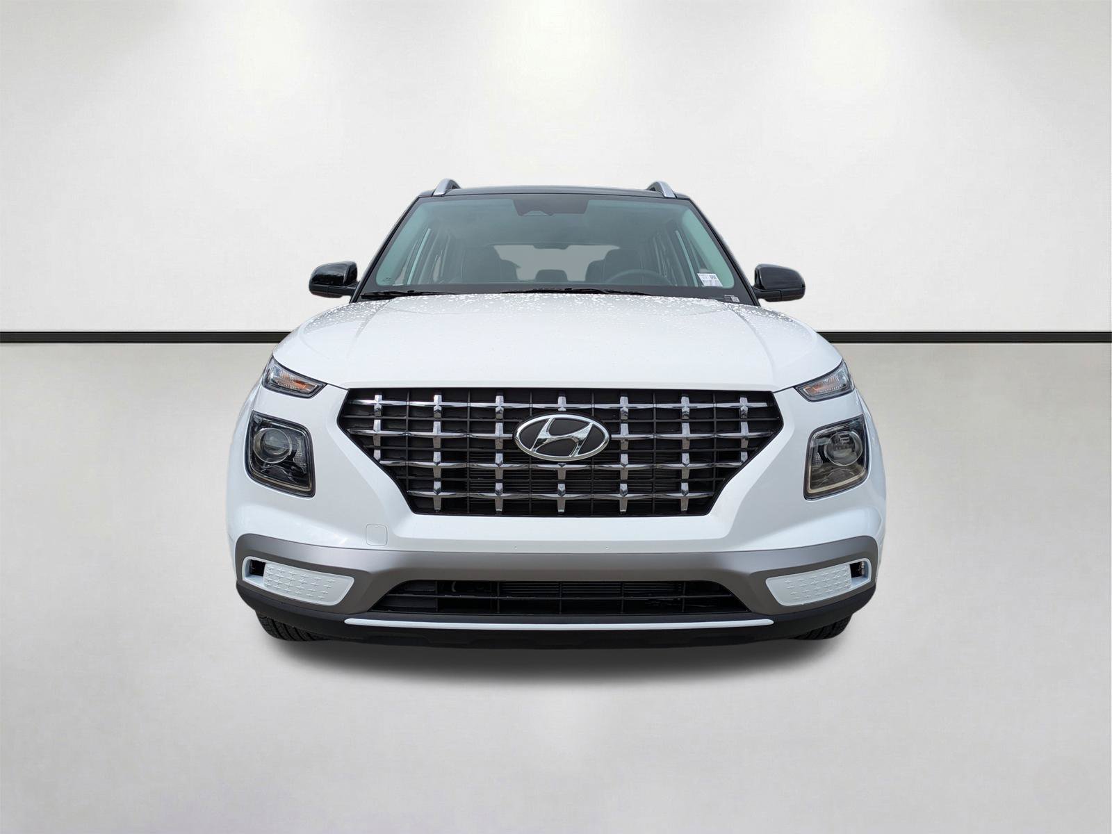 New 2026 Hyundai Venue SEL FWD image 3