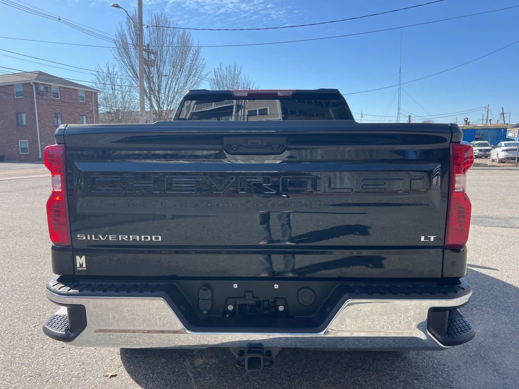 Used 2024 Chevrolet Silverado 1500 LT image 4