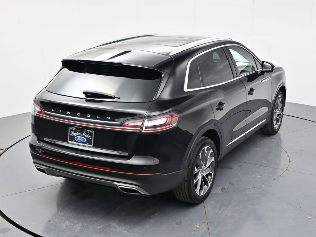 Used 2022 Lincoln Nautilus Reserve AWD/4WD image 41